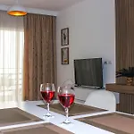 Apartment Sunwave Hideaway D25 Golem (Tirana)