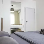 Sunwave Hideaway D25 Apartment *