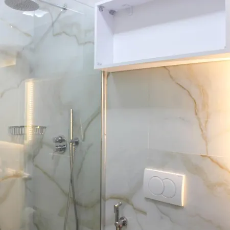 Sunwave Hideaway D25 * غوليم